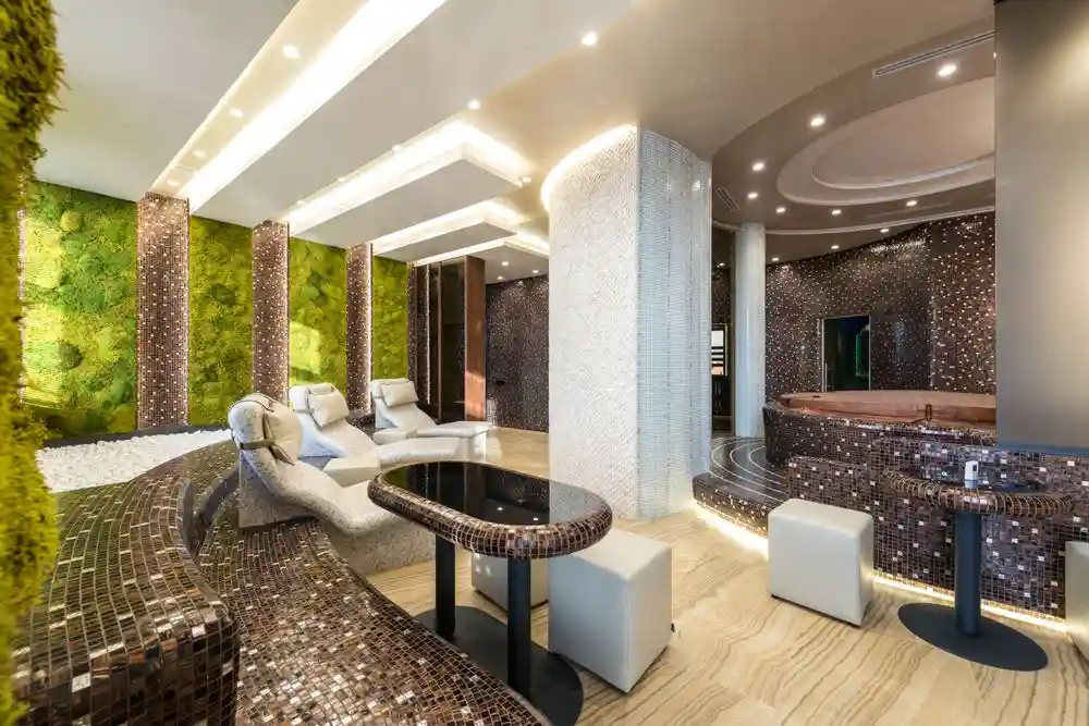 Recovery suite fotók luxus fitneszterem